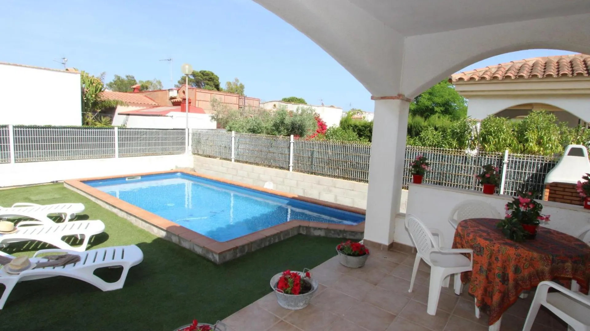 Casa Cerca Del Mar Con Piscina Privada, Wifi, Aire Opcional, Mascotas Bienvenidas, Playa Para Perros. - Es-184-55 Riumar